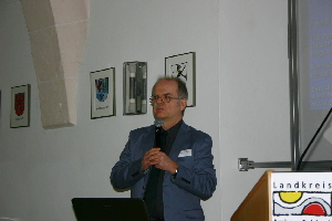 Dr. Paul Diesener 